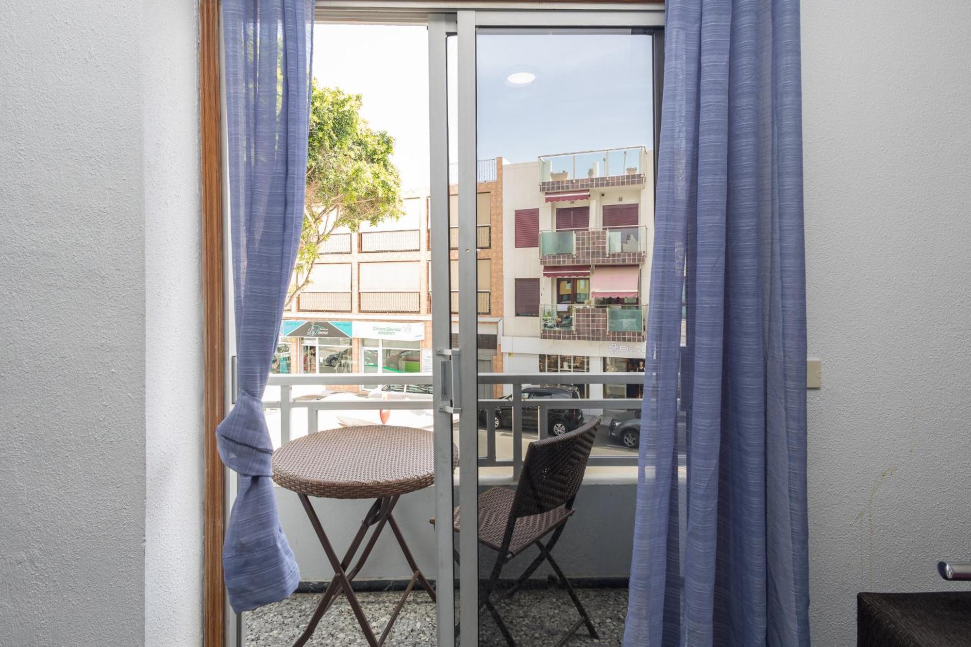 Lightbooking Lola Beach Playa De Arguineguin Екстериор снимка